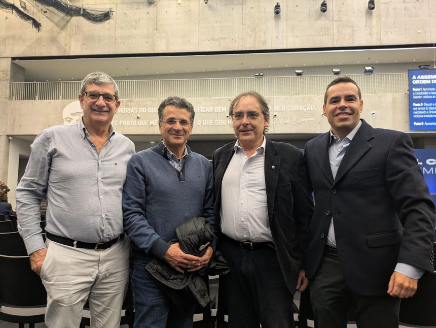 Sócios signatários da carta aberta contra a atual Direção