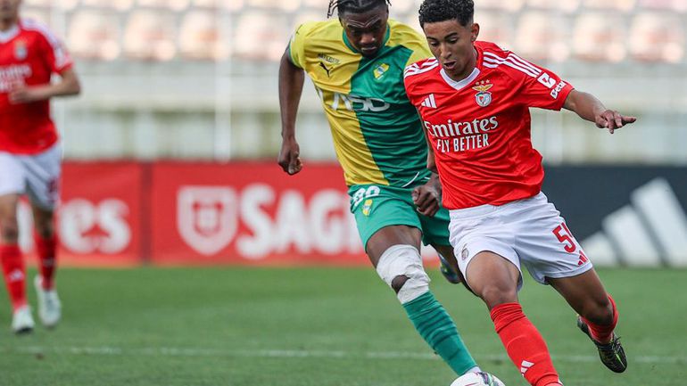 Liga 2: Félix brilha e Benfica B goleia Mafra
