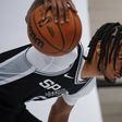 NBA: 'rookie' do ano volta a ser dos San Antonio Spurs