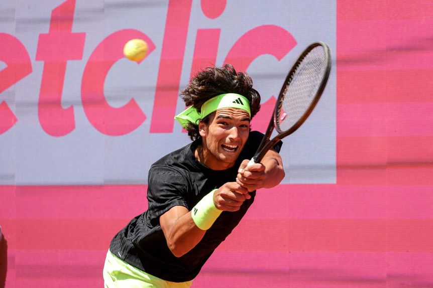 Henrique Rocha a responder a um serviço