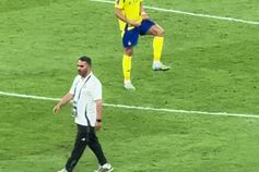 Al Nassr falhou final da Champions e Ronaldo ficou... a falar sozinho