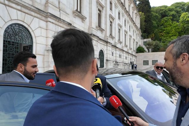 Rui Costa abandona AR sem abordar tema quente do Benfica