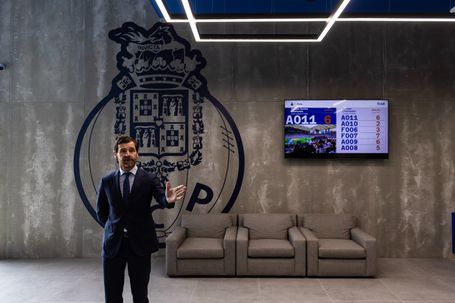André Villas-Boas na nova Loja do Associado do Estádio do Dragão - Foto: FC PORTO