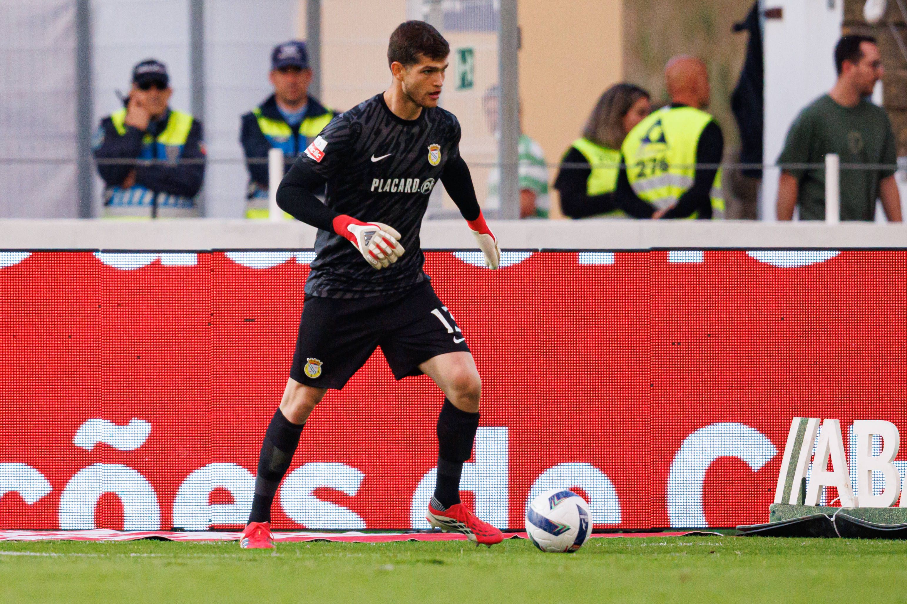 André Gomes (Alverca) - 25 jogos, 41 golos sofridos, seis 'clean sheets'. O guardião de 21 anos não joga desde 22 de março devido a questões físicas