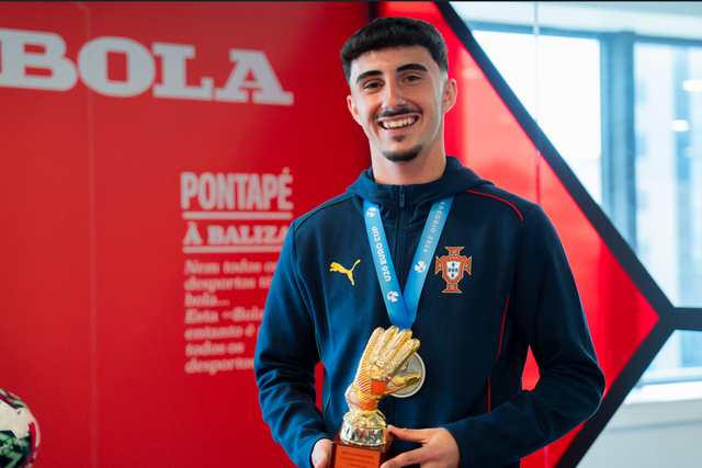 Cristiano Almeida foi considerado o melhor guarda-redes do Europeu Sub-20 de futebol de praia: Foto: Maycon Quiozini