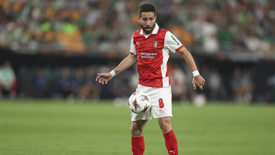 João Moutinho ultrapassa Maldini e é o 4.º com mais jogos nas competições europeias