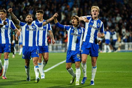 É mesmo azul celeste: eis o terceiro equipamento do FC Porto em 2026/27