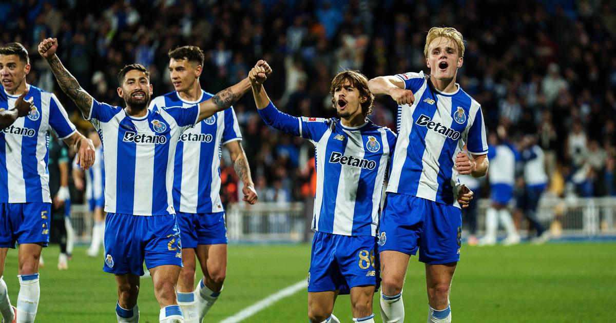 É mesmo azul celeste: eis o terceiro equipamento do FC Porto