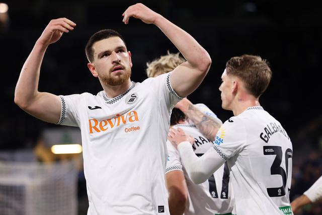 Zan Vipotnik, goleador do Championship e de Vítor Matos