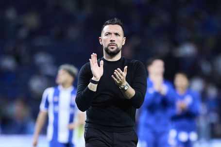 Francesco Farioli falou do jogo que pode dar o título ao FC Porto - Foto: IMAGO