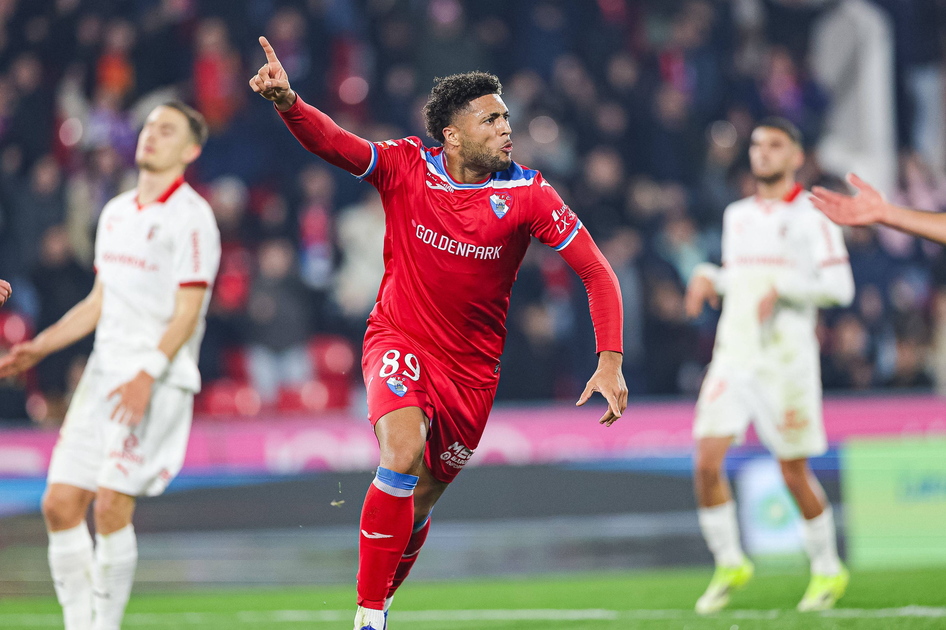 Gustavo Varela a festejar contra o SC Braga