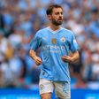 Barcelona prepara operação financeira para trazer Bernardo Silva