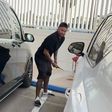 Vídeo: Renan Lodi provocou Neymar, e este subiu a parada... com pneus furados
