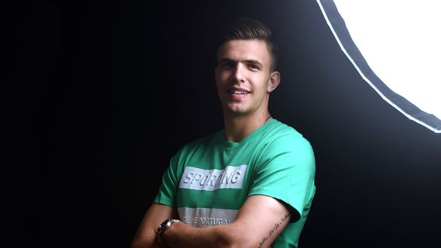 Como é que Kiko Costa chama o pai nos treinos?