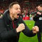 Pep Lijnders festeja conquista da Taça da Liga pelo Liverpool