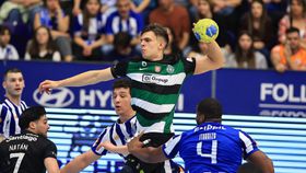 Siga as emoções do Sporting-FC Porto em direto!