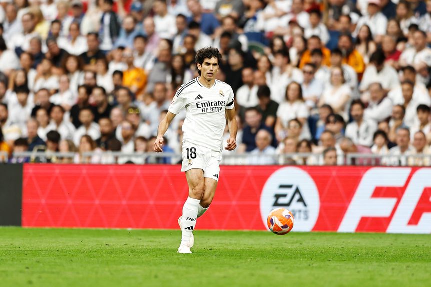 Jesus Vallejo ao serviço do Real Madrid