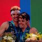 A felicidade de Vasco Vilaça e Ricardo Batista a partilhar o pódio na Sardenha. Foto Ben Lumley/WTriathlon