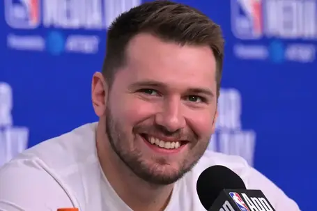 Luka Doncic deixou o basquete europeu há oito temporadas e agora está de volta como patrão