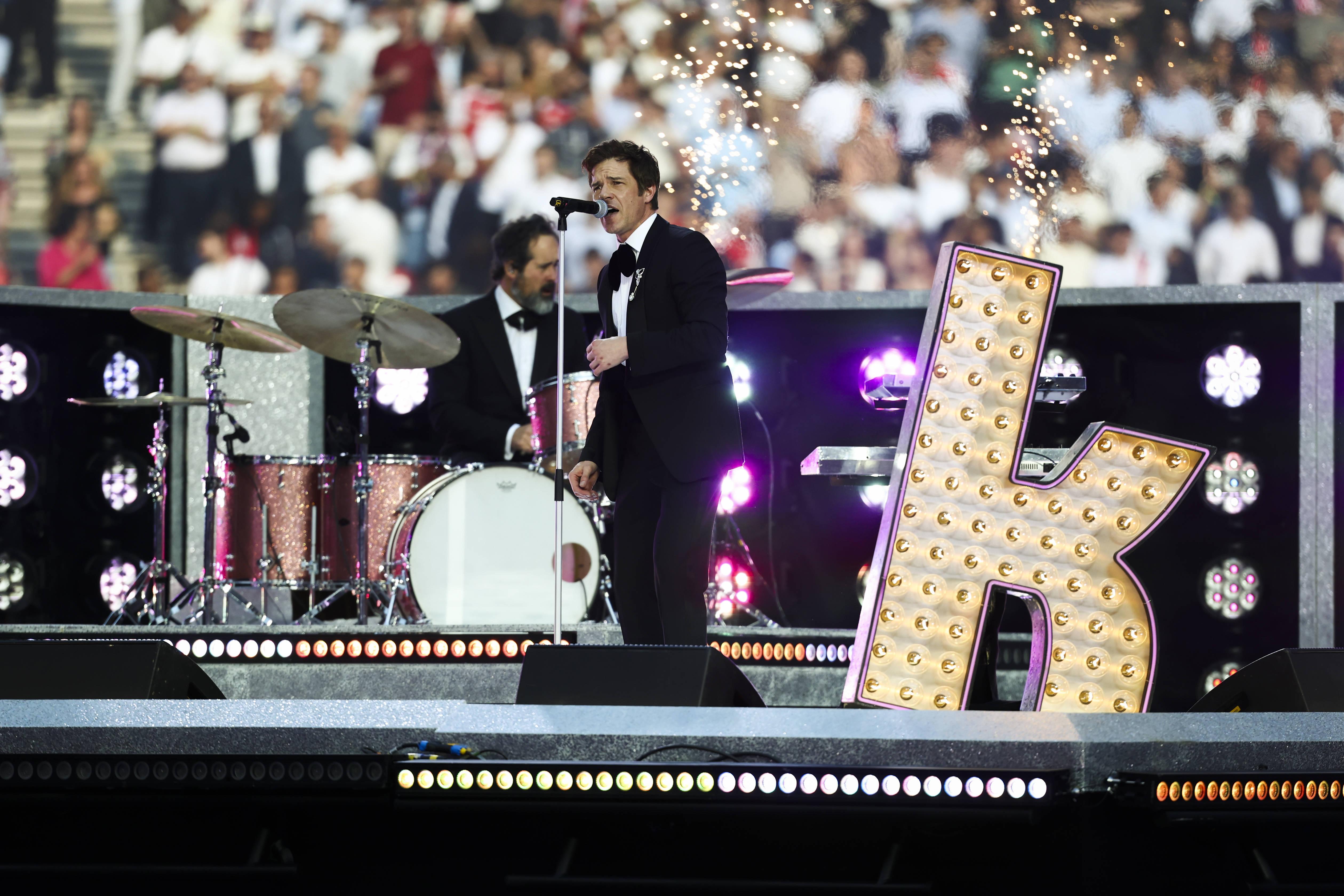 Banda The Killers foi cabeça de cartaz na cerimónia que antecedeu o pontapé de saída da final da UEFA Champions League