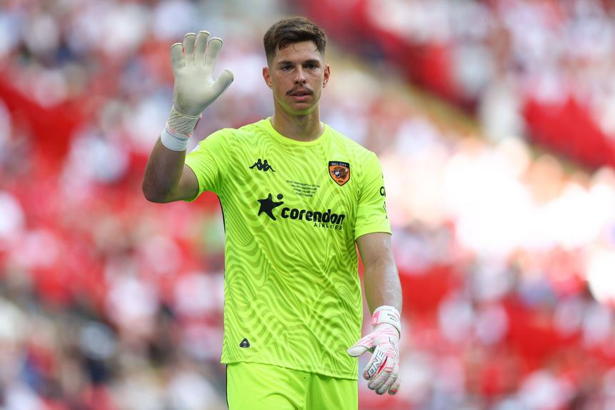 Ivor Pandur, guarda-redes do Hull City e da seleção da Croácia