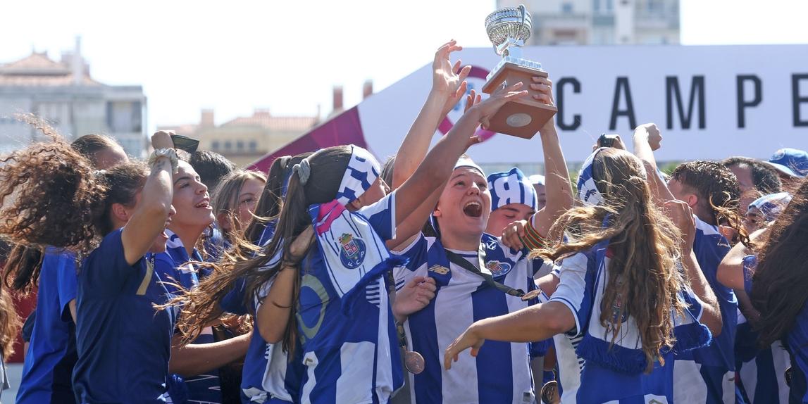 Equipa de sub-19 portista alcança elite nacional - Foto: FC Porto