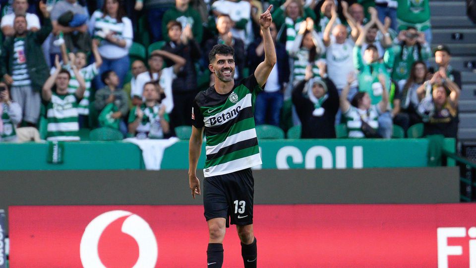 Luís Neto tem convite para integrar estrutura técnica do Sporting