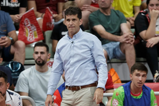 Mais uma nega ao Benfica: treinador do Jimbee Cartagena rejeita abordagem