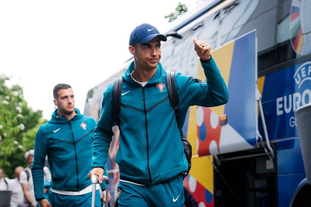 As imagens da chegada da Seleção Nacional a Frankfurt (fotogaleria)