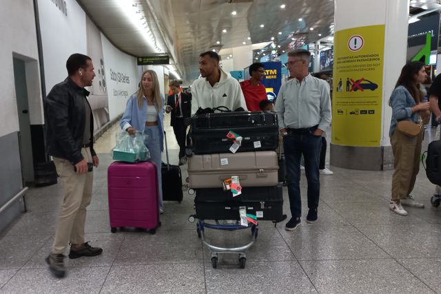 Benfica: Pavlidis já está em Lisboa