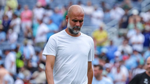 Pep Guardiola, treinador do Manchester City