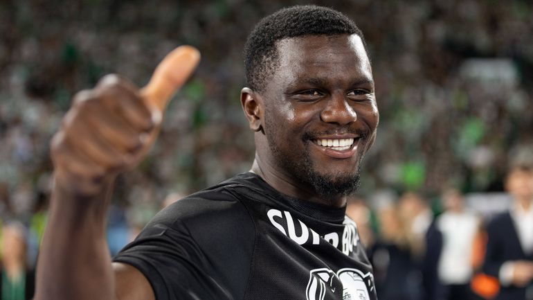 Mercado Sporting: Crystal Palace prepara-se para voltar a Diomande