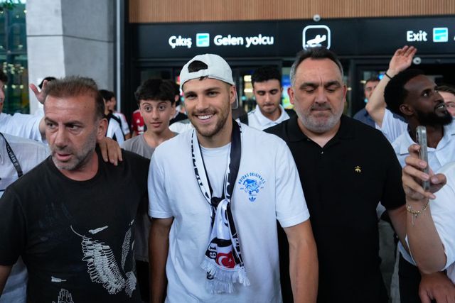 Benfica: Jurásek já se treina no Besiktas