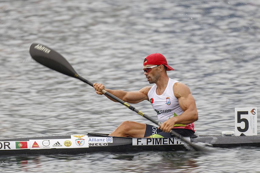 Fernando Pimenta (canoagem) celebra mais uma medalha de ouro nos Europeus Canoagem 2025. IMAGO