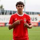 Jovem lateral abandona Benfica sete épocas depois