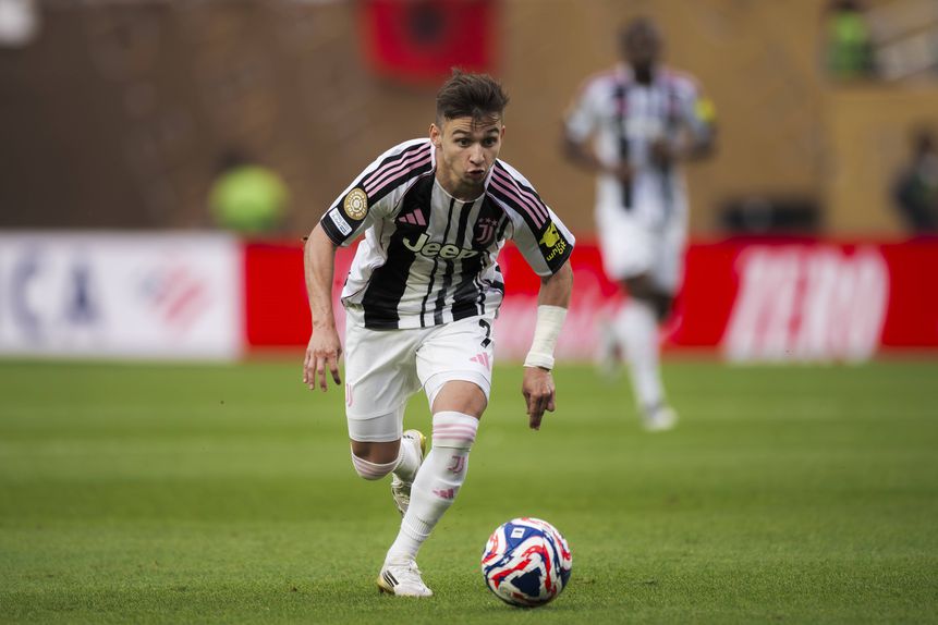 Internacional português é um dos alvos da Juventus, mas dragões não abdicam da verba que consta da opção de compra