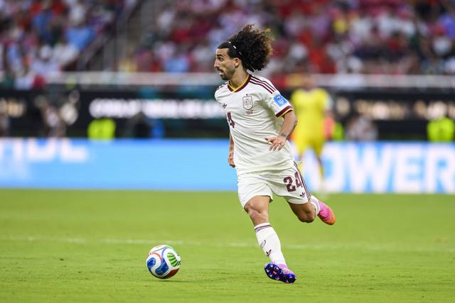 Cucurella foi titular nos três jogos de Espanha na fase de grupos do Mundial 2026