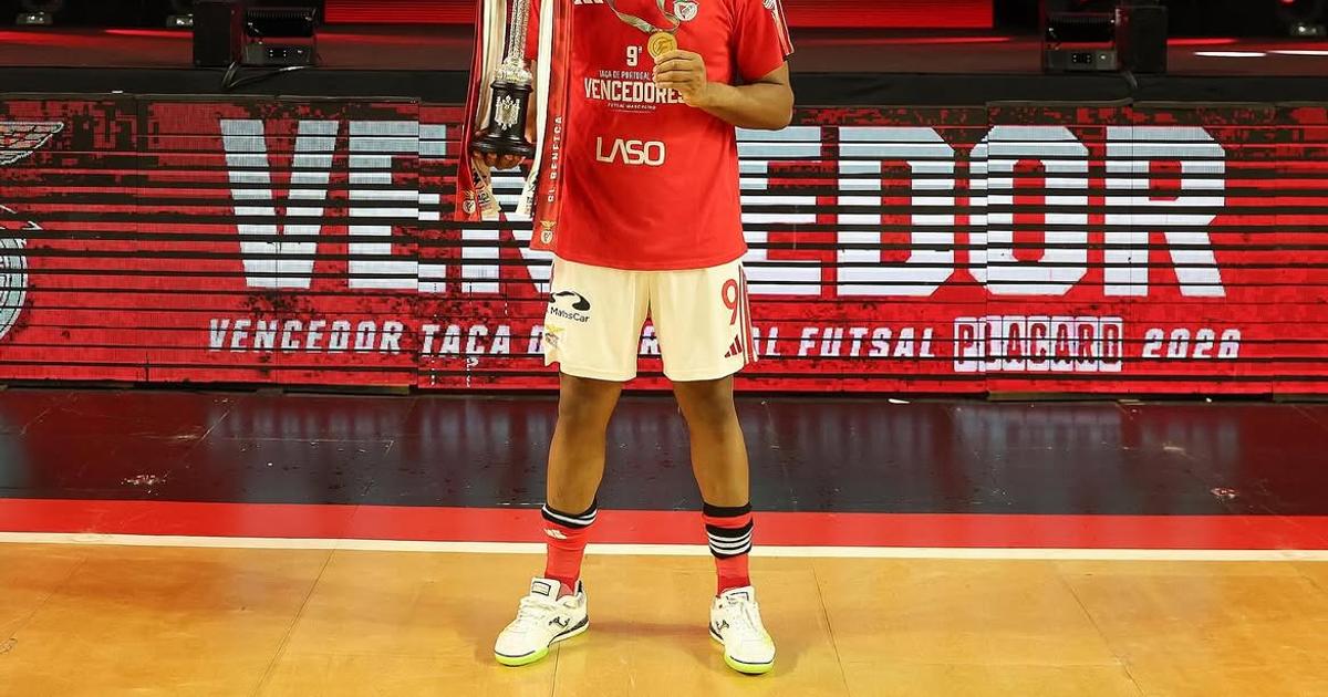 Bicampeão despede-se da Luz: «O Benfica contratou-me lesionado»
