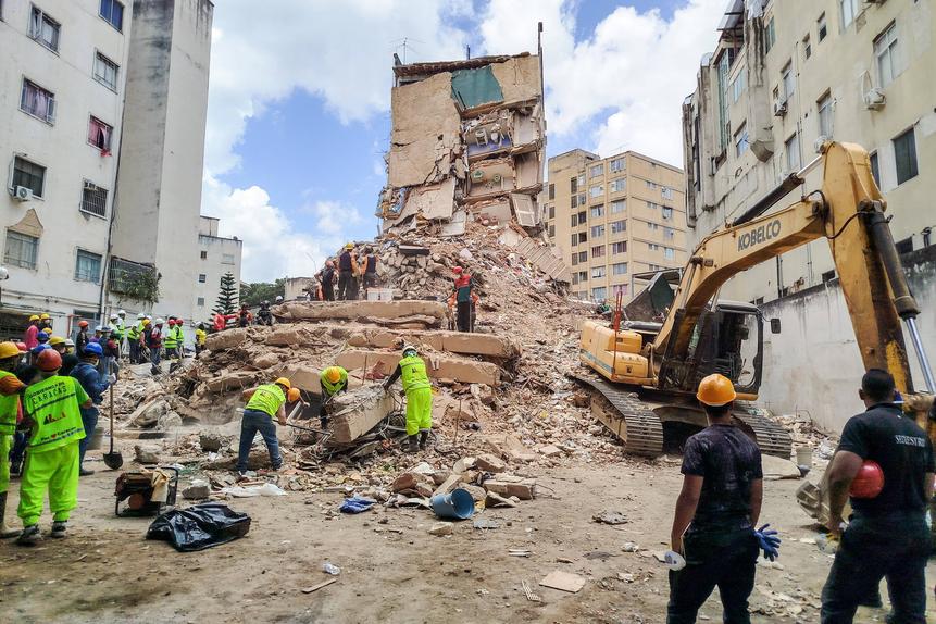 Operações de resgate na Venezuela após colapso de vários edifícios e estruturas na sequência de dois fortes terramotos - Foto: IMAGO