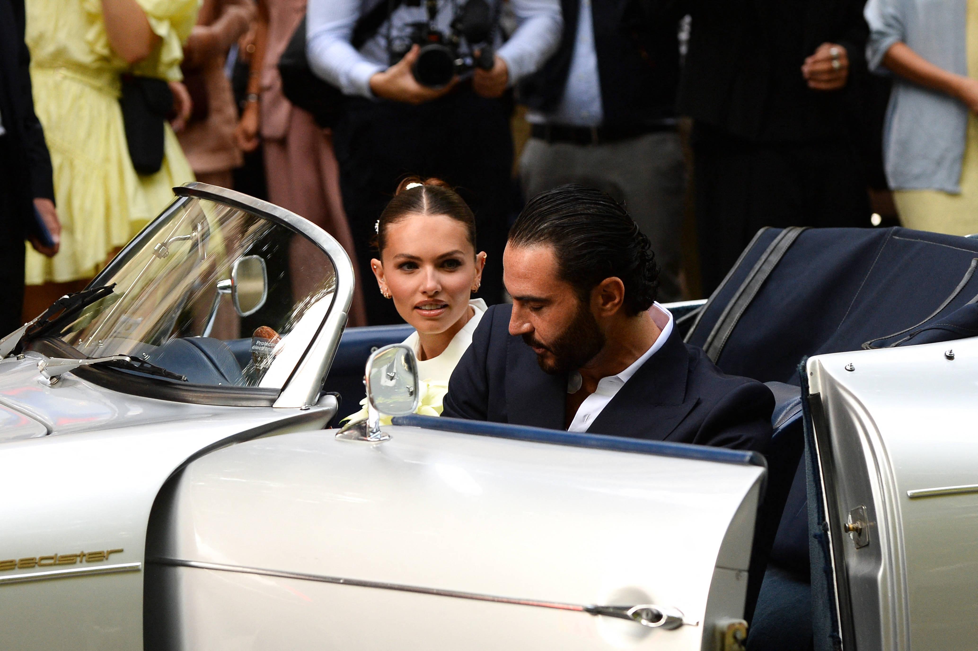 Thylane Blondeau e Ben Attal casaram-se em Paris - Foto: IMAGO