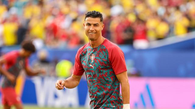 Cristiano Ronaldo no aquecimento por Portugal no Mundial 2026
