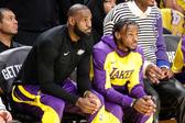 Provavelmente, LeBron e Bronny vão passar a ser adversários     Fotografia Imago