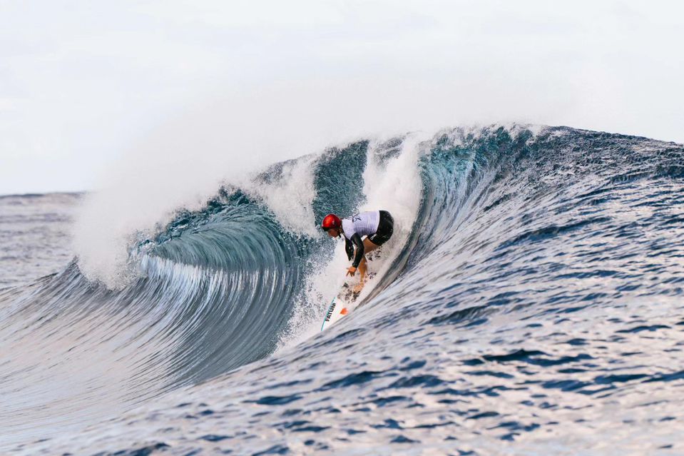 Mau tempo volta a adiar oitavos do surf com Yolanda Hopkins