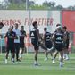 As imagens do treino do Benfica na véspera da Supertaça