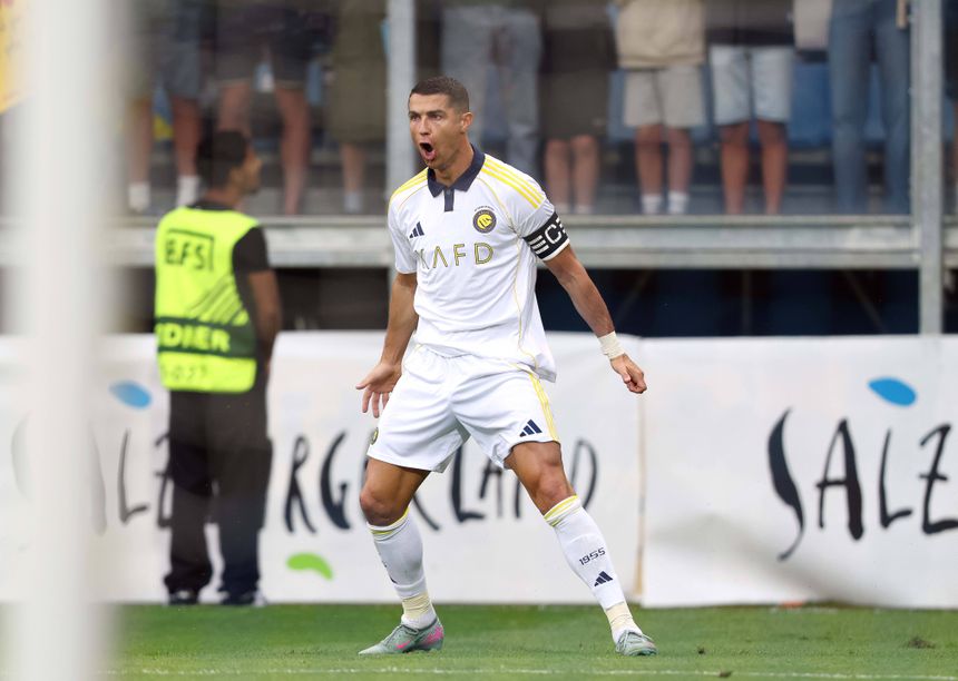 Cristiano Ronaldo a celebrar o primeiro golo da nova temporada