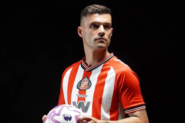 Mercado oficial: Sunderland anuncia reforço de peso