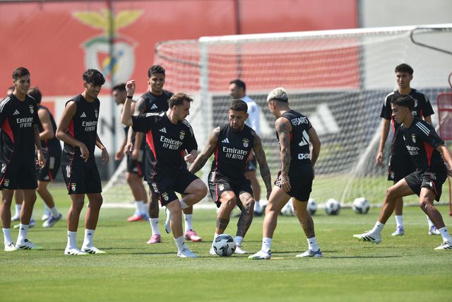 Benfica com cinco baixas antes da Supertaça