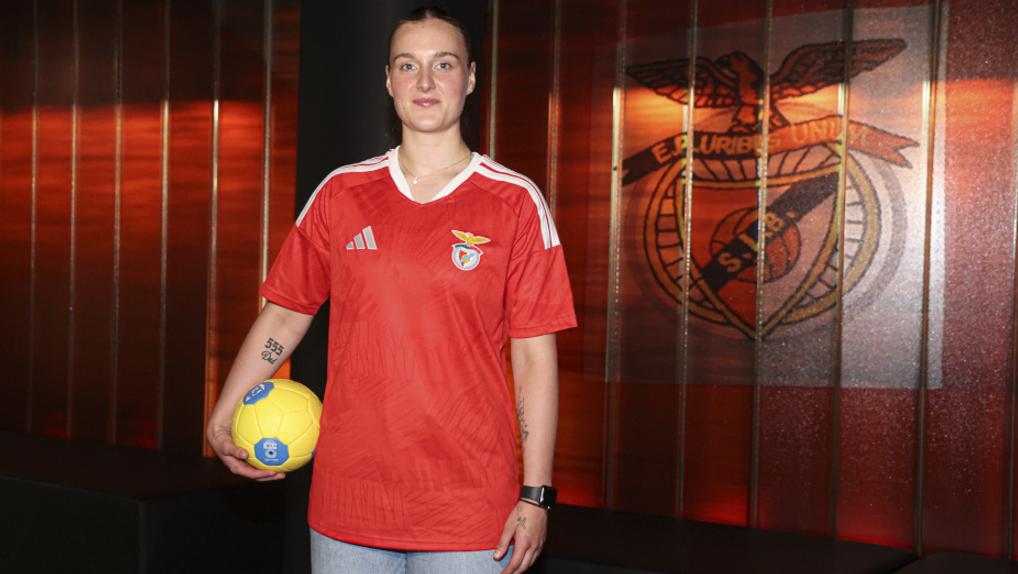 Vakare Damuleviciute é reforço da equipa feminina de andebol do Benfica - Foto: Benfica