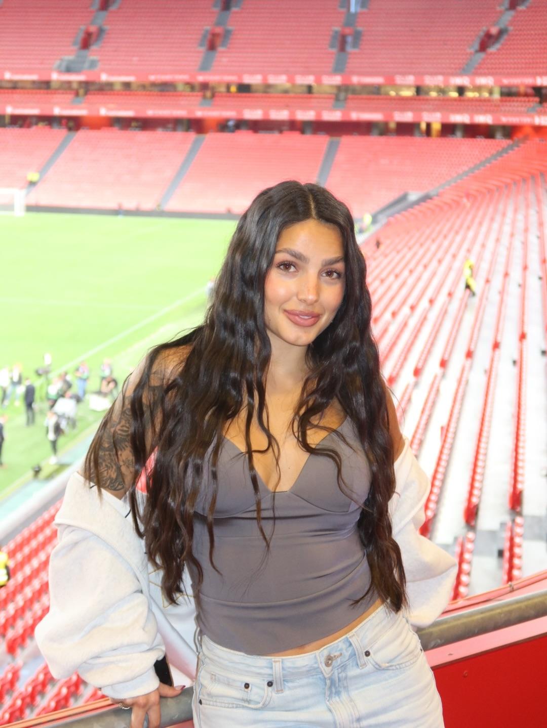 Ainhi García no estádio San Mamés (Foto: Ainhi García/Instagram)