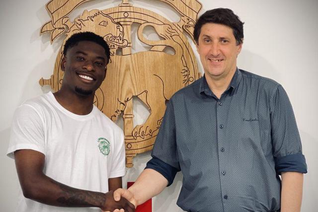 Samy bamba assinou até junho de 2029. -Foto: MARÍTIMO